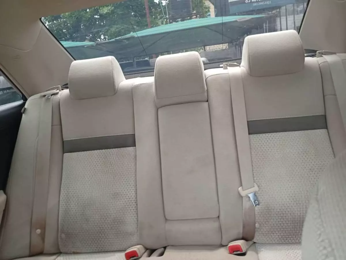 interiorBack