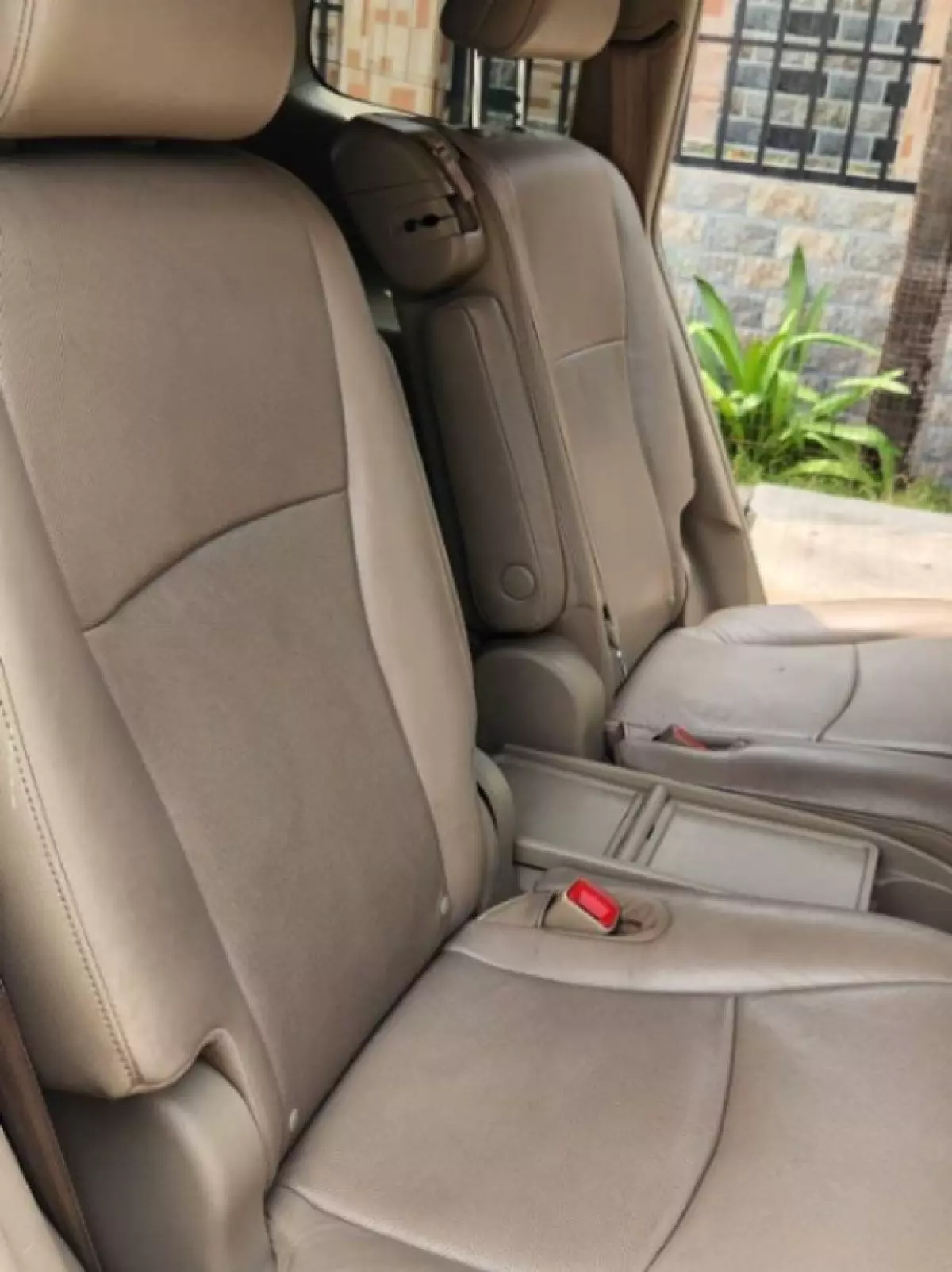 interiorBack