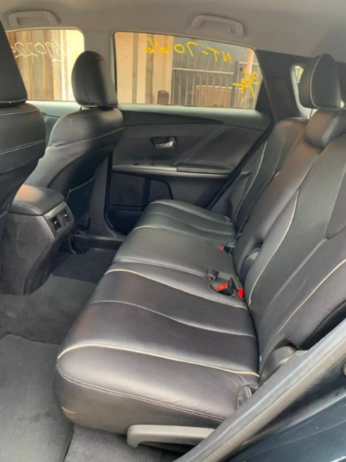 interiorBack