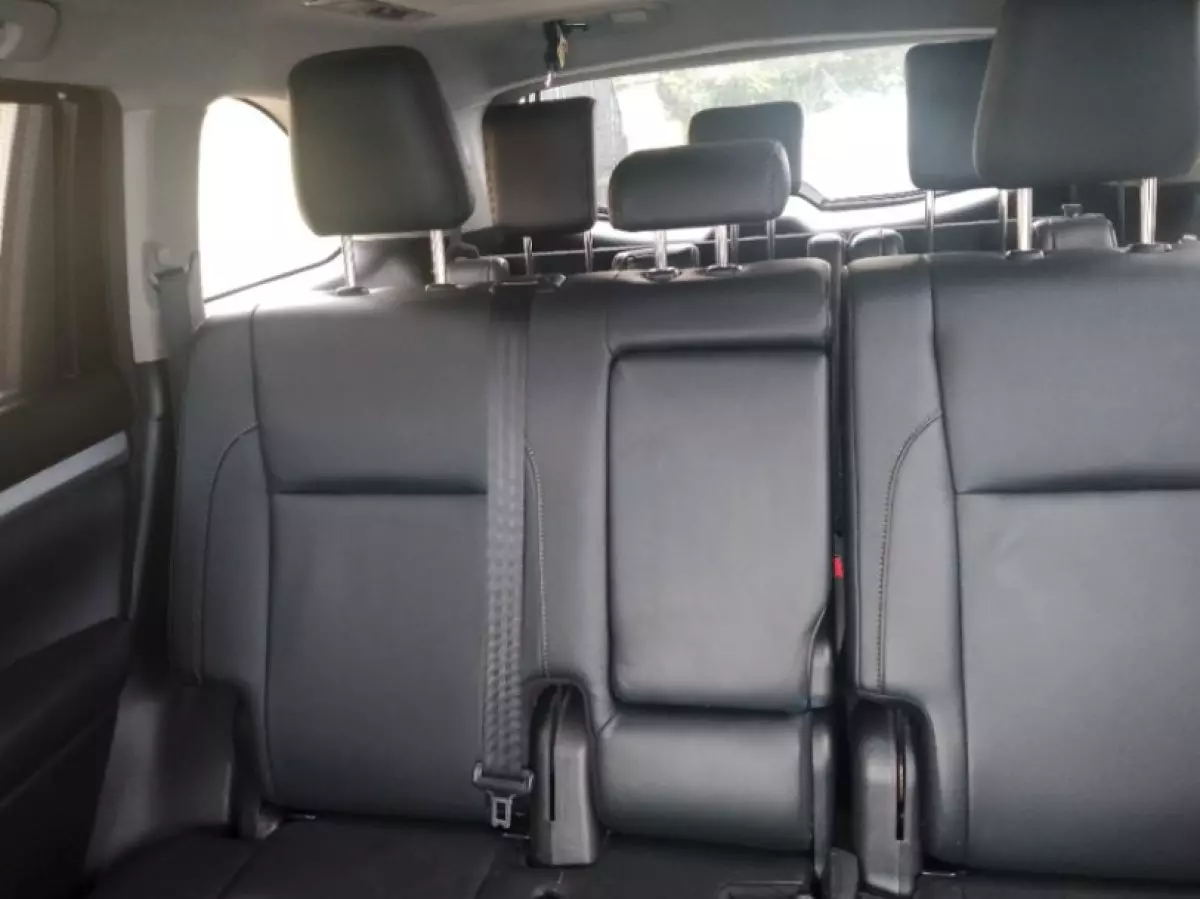 interiorBack