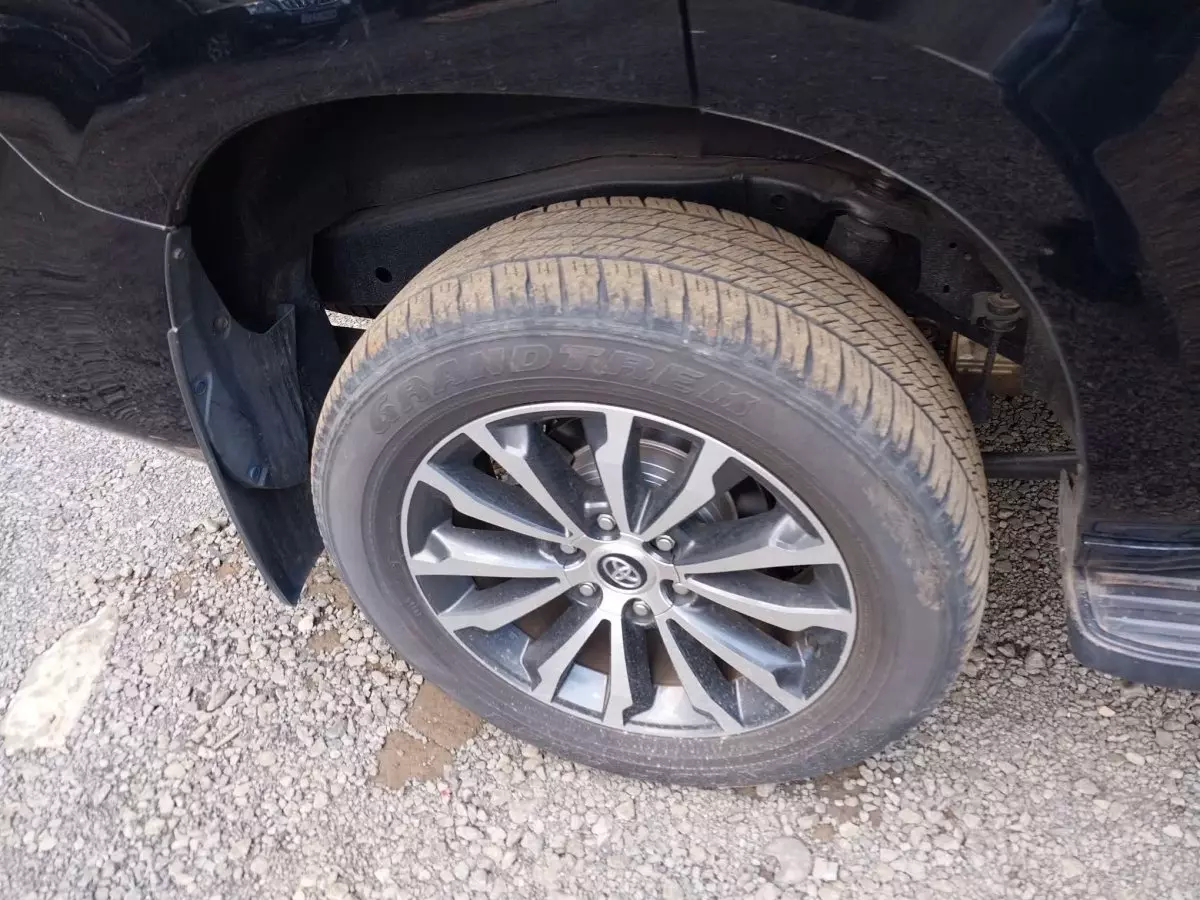 tyre1