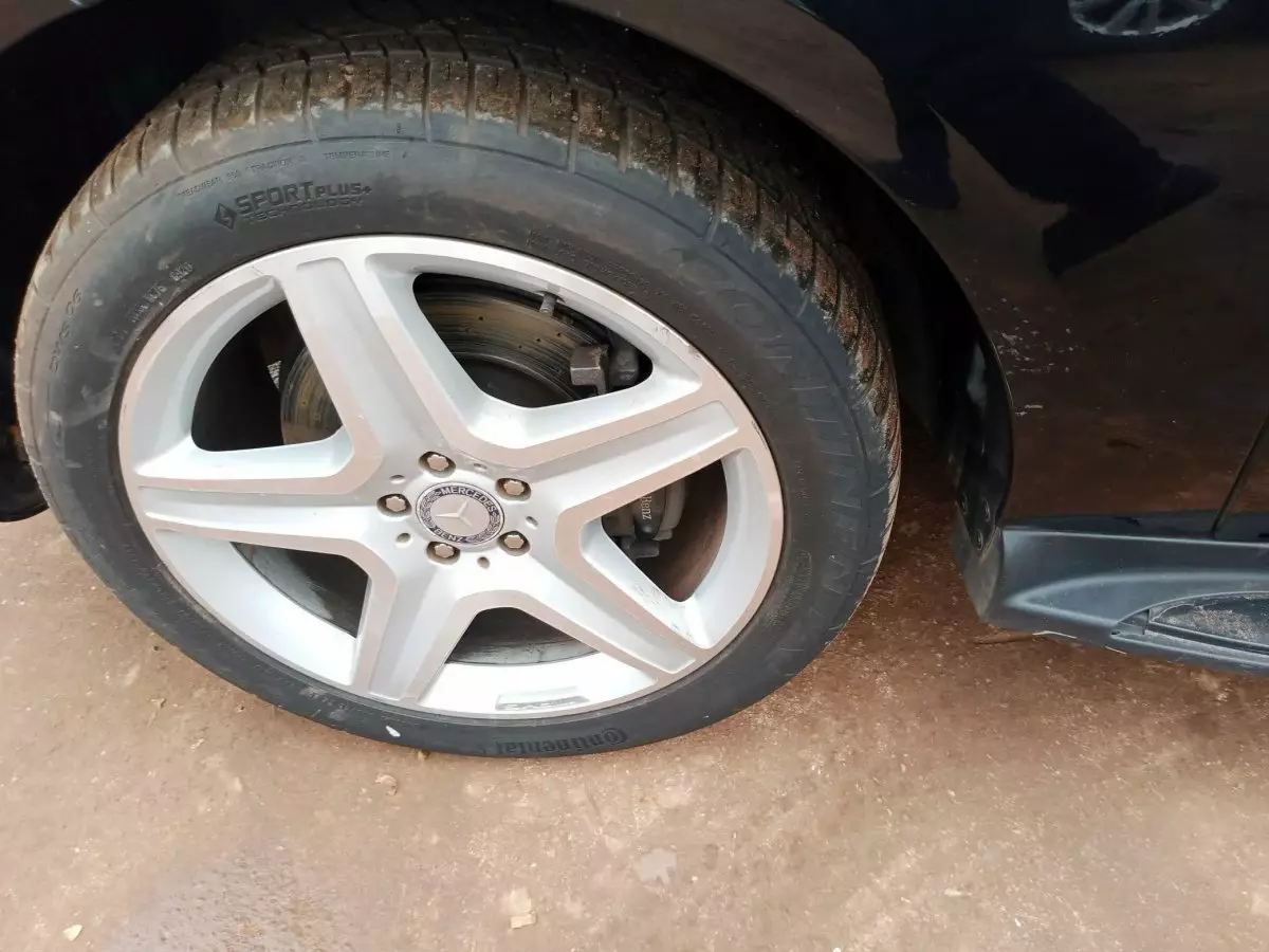 tyre1