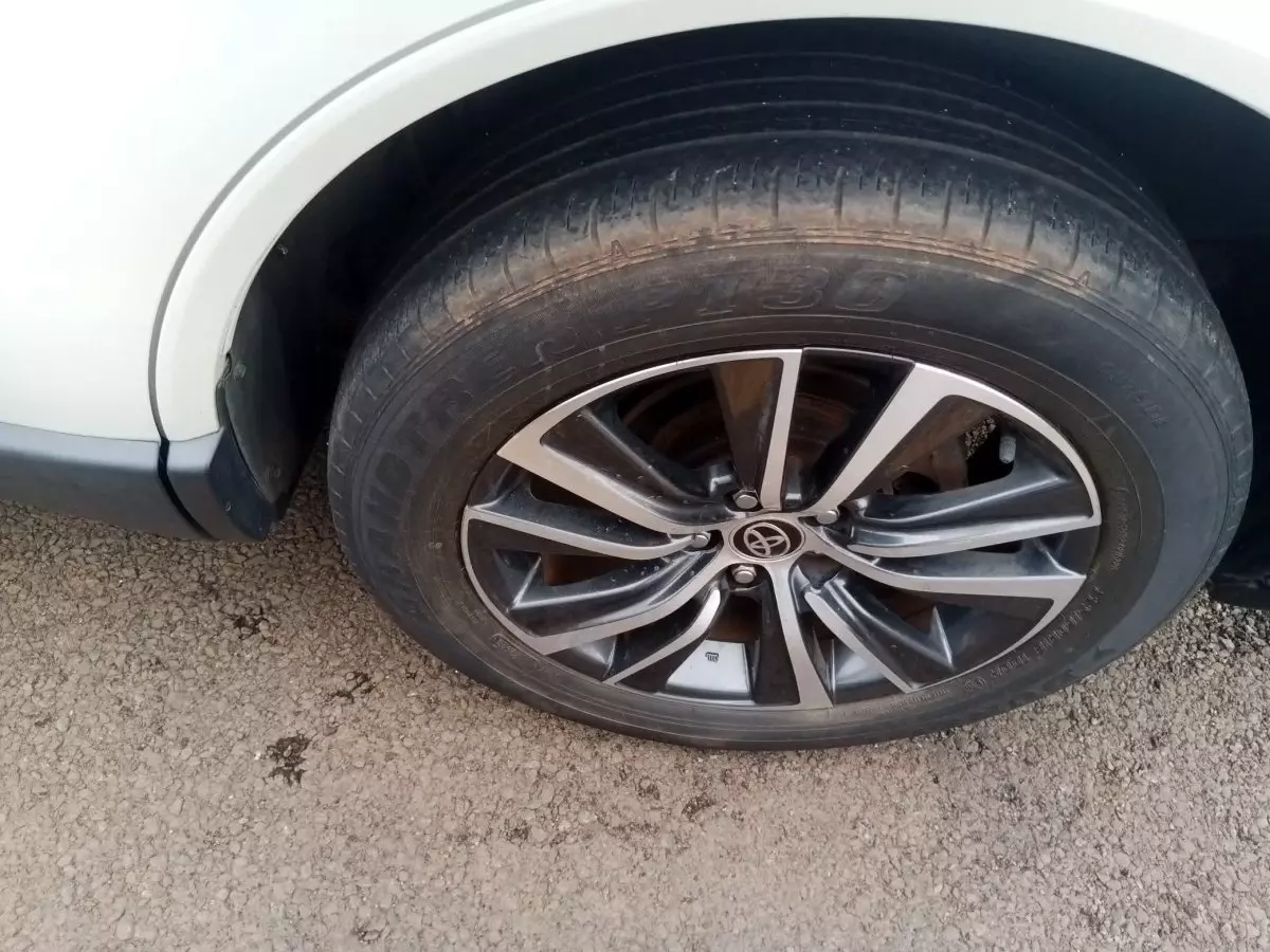 tyre0
