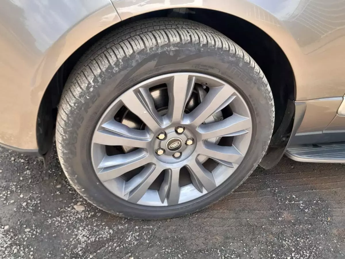tyre0
