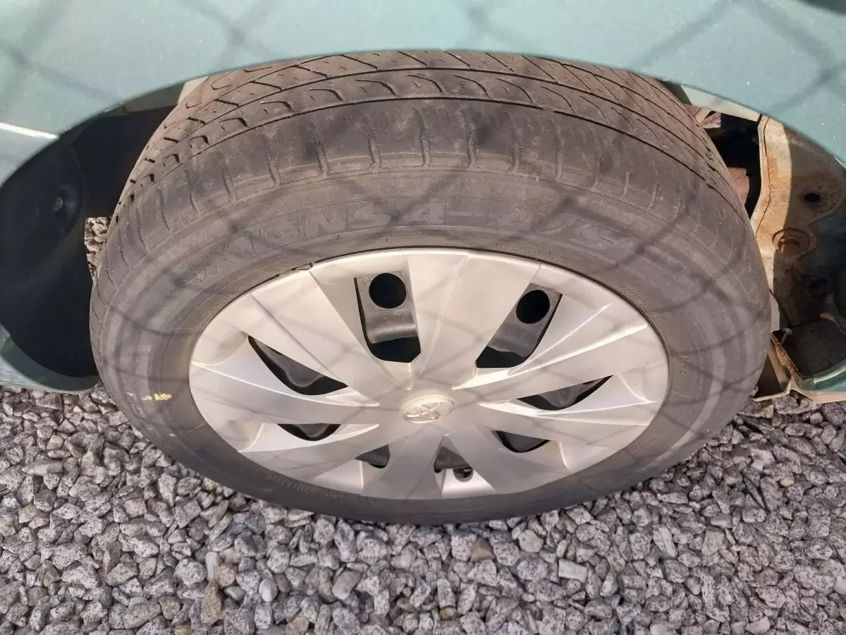 tyre1