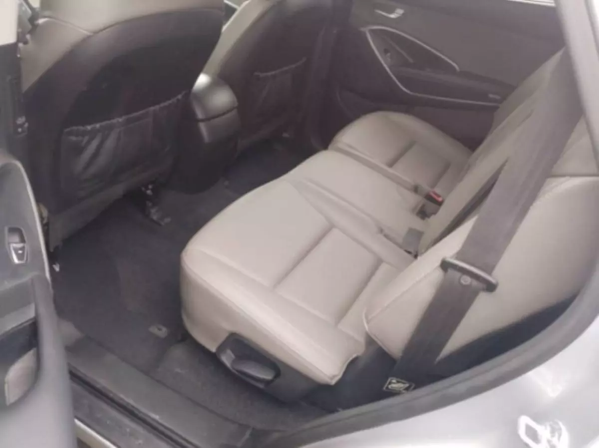 interiorBack