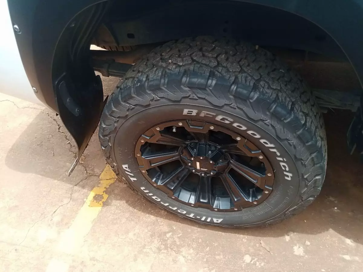 tyre1