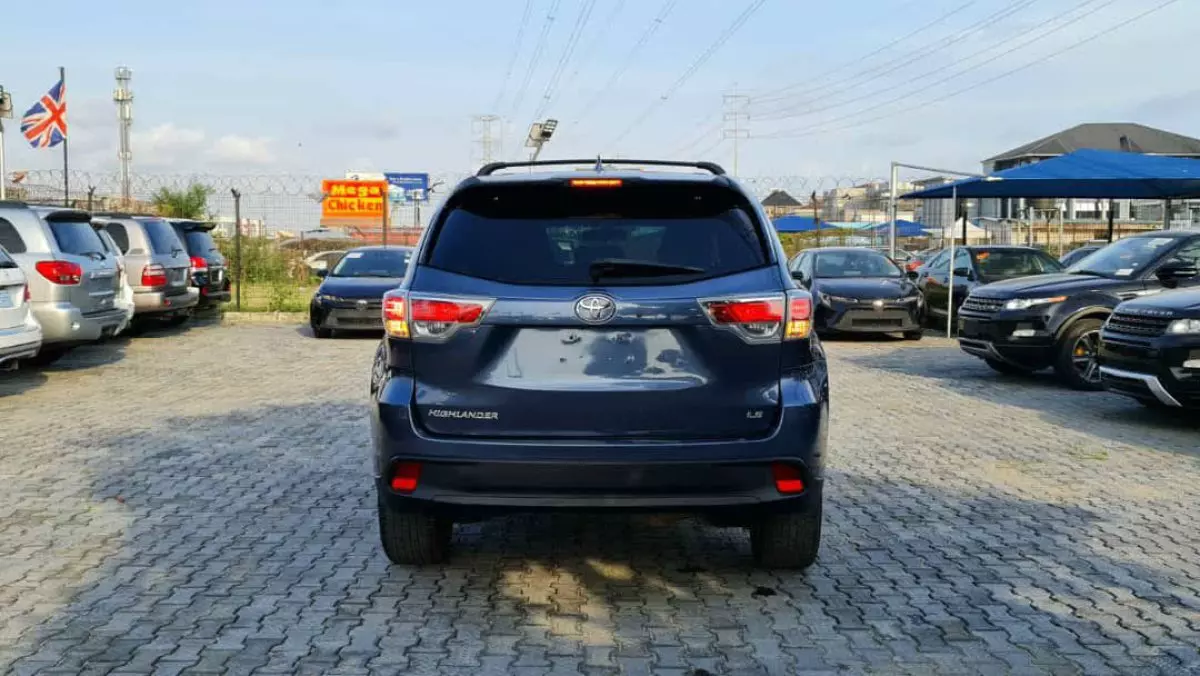 car Back