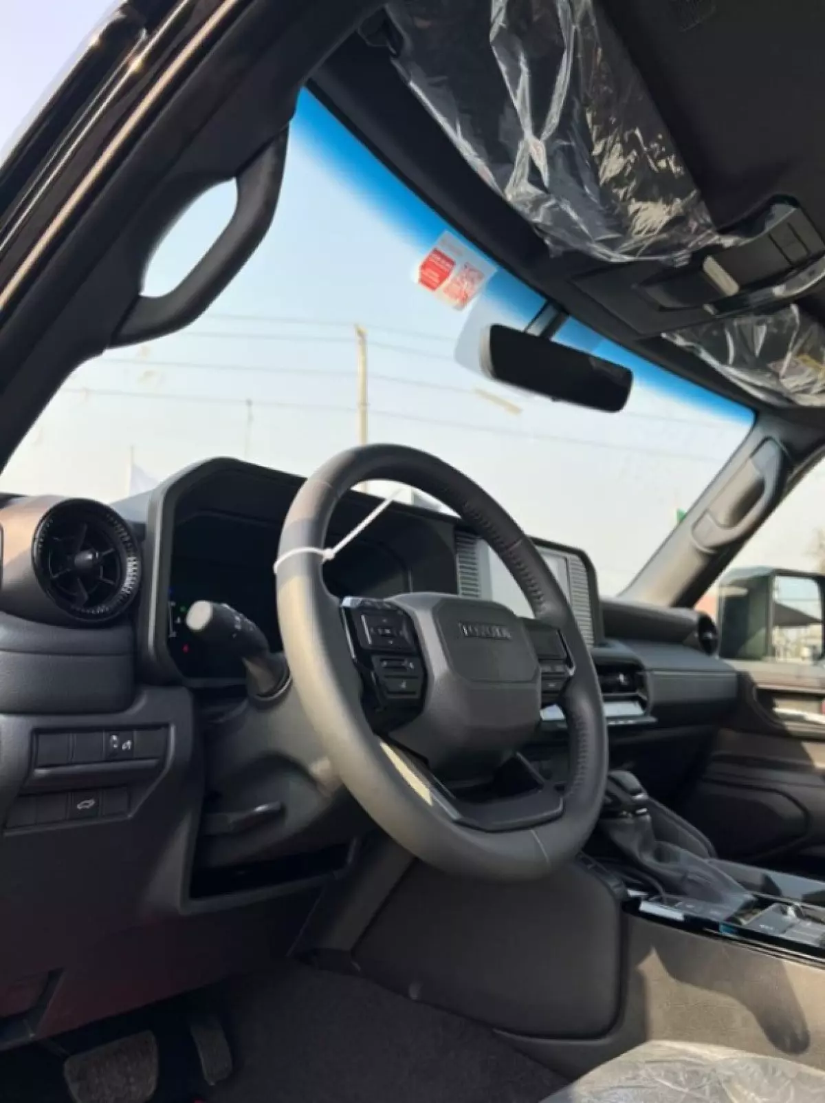 interiorFront