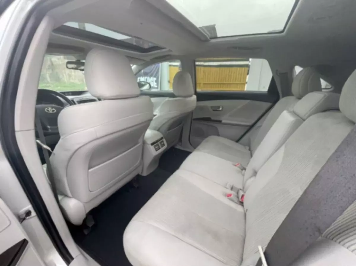 interiorBack