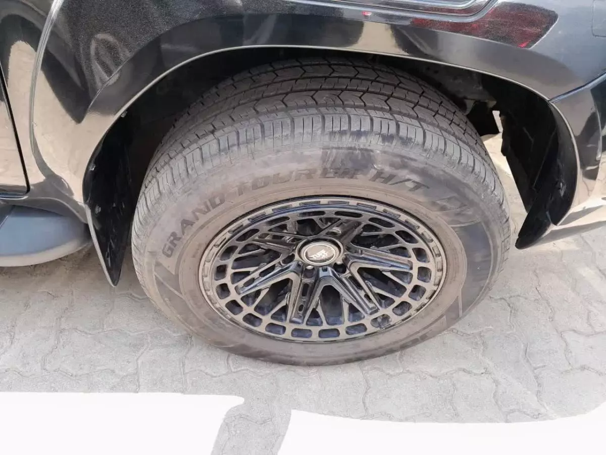 tyre2