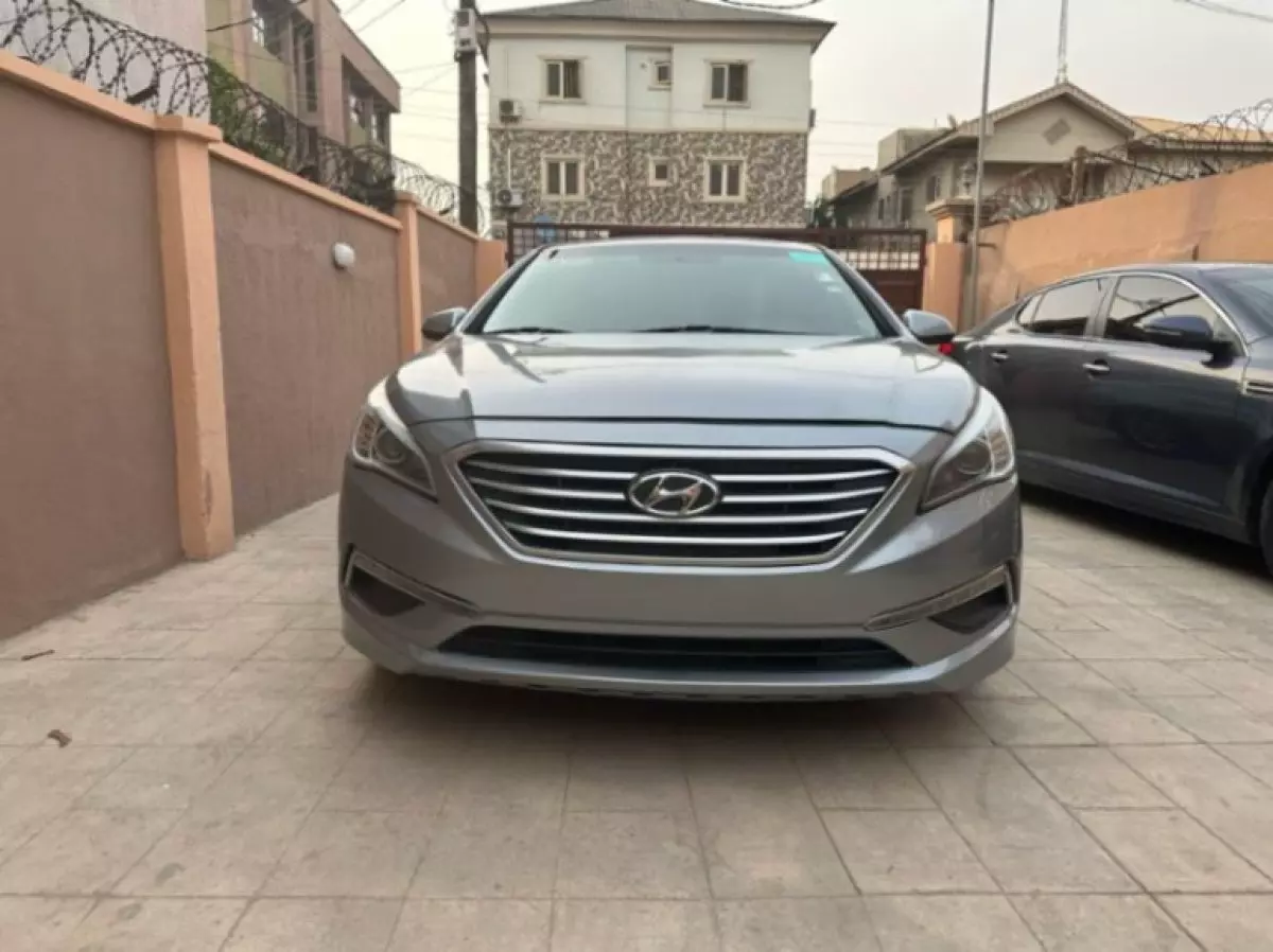 Hyundai Sonata - 2015