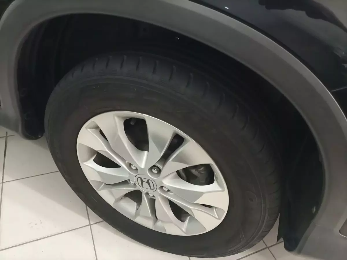 tyre2