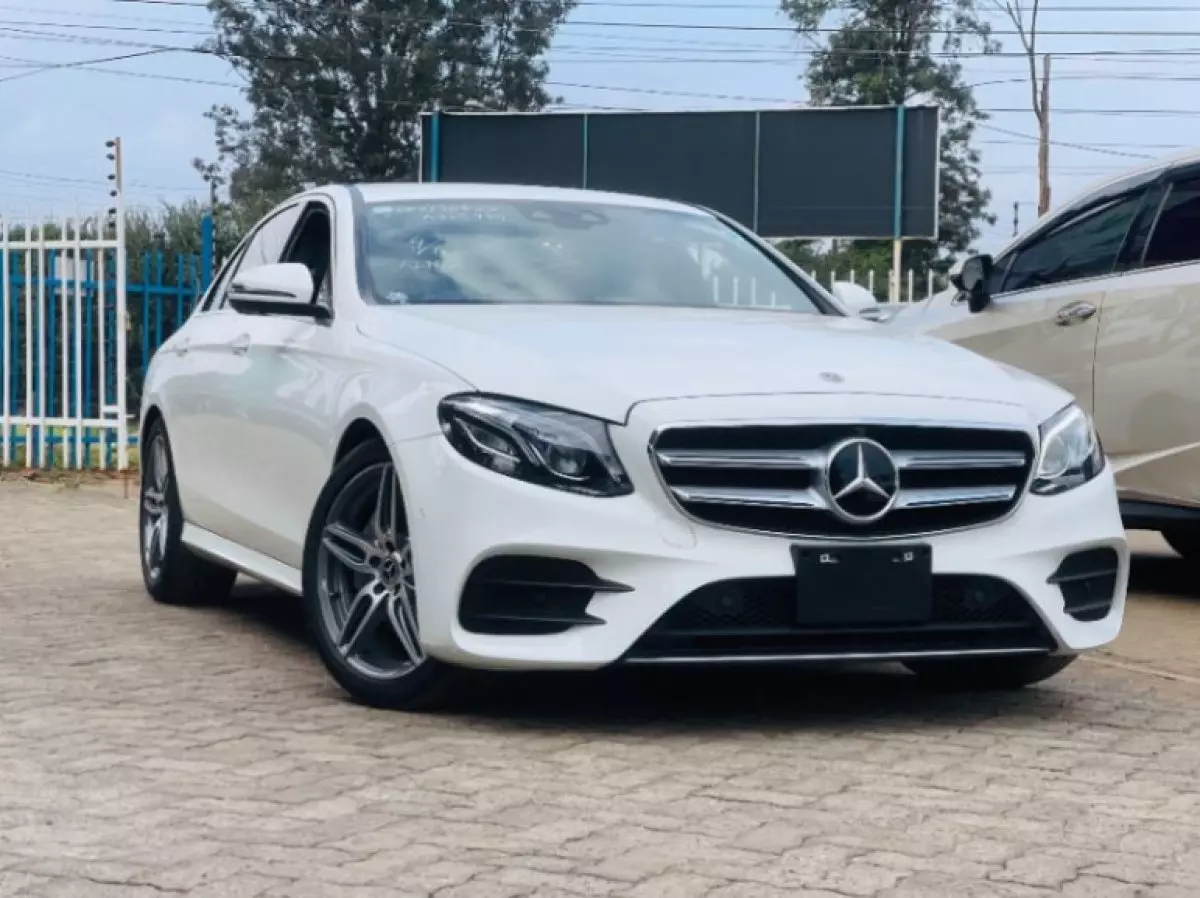 Mercedes-Benz E 200 - 2018