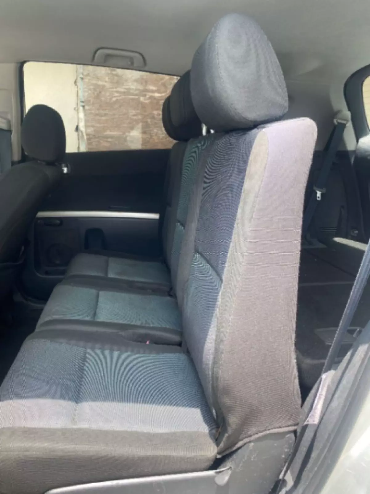 interiorBack
