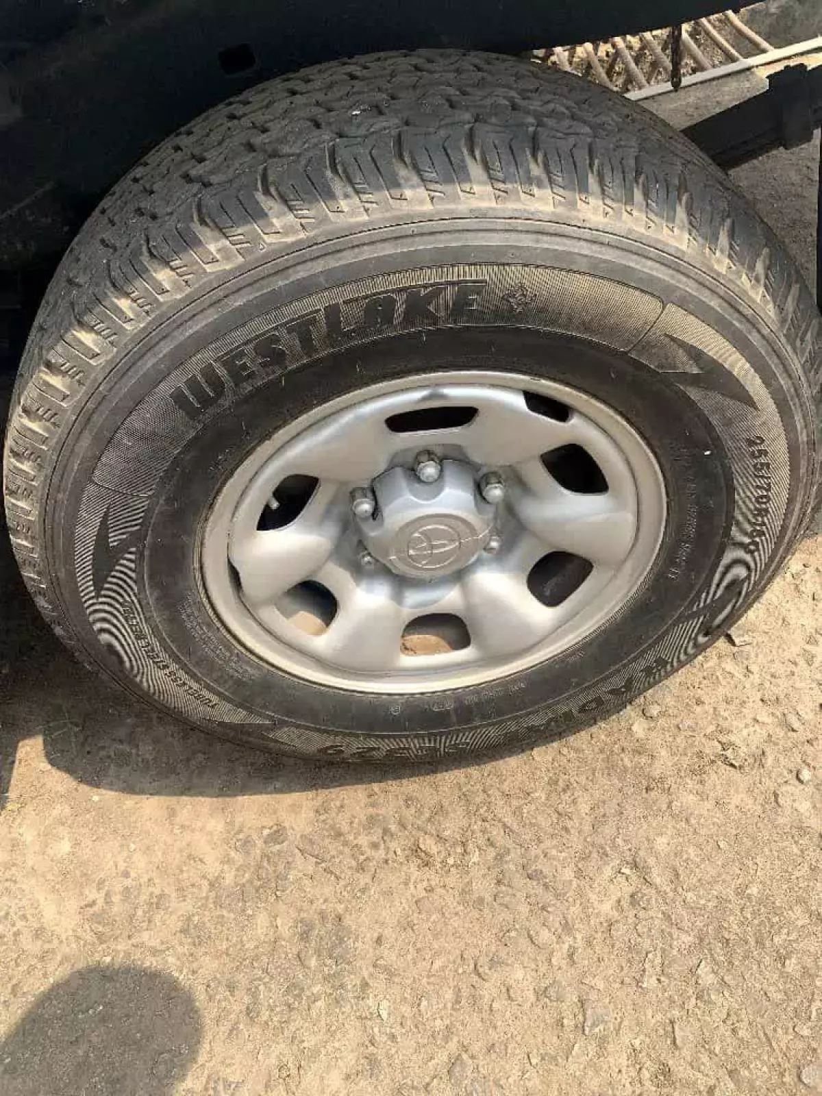 tyre0