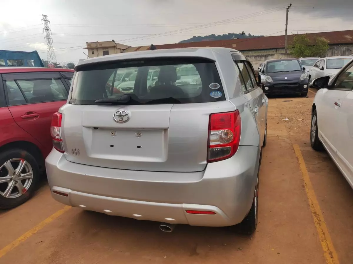 car Back