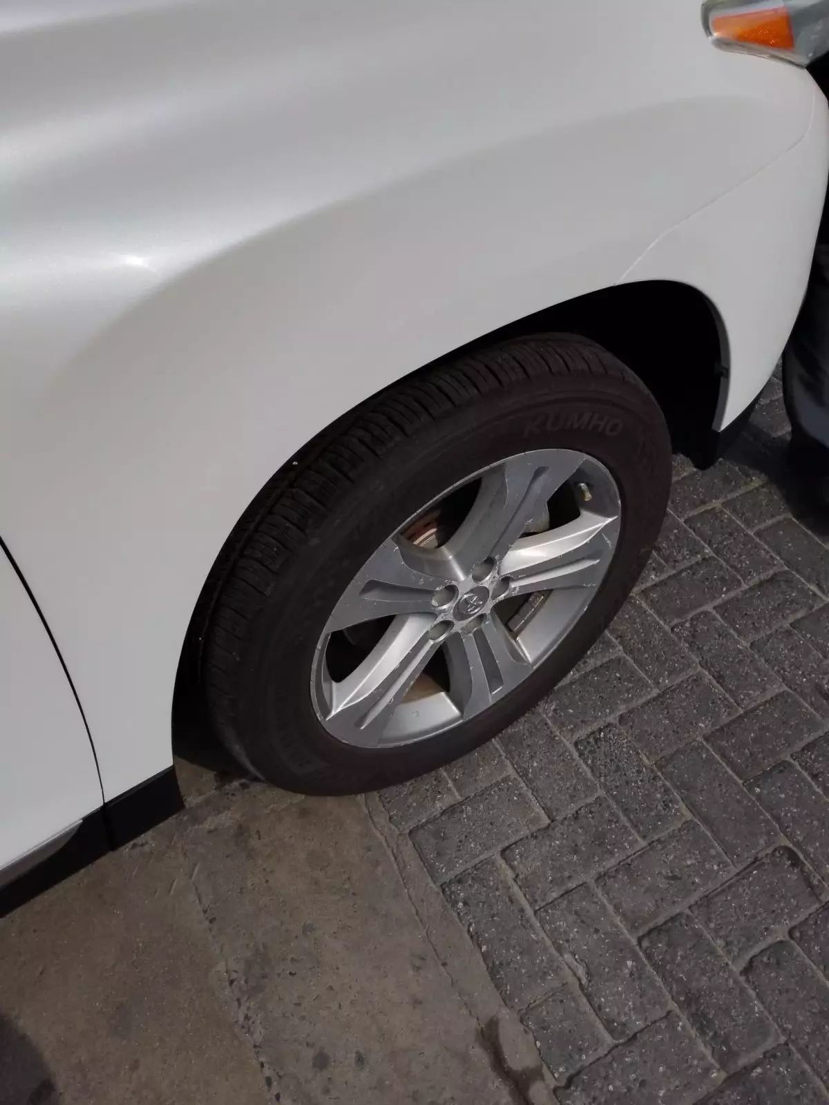 tyre1