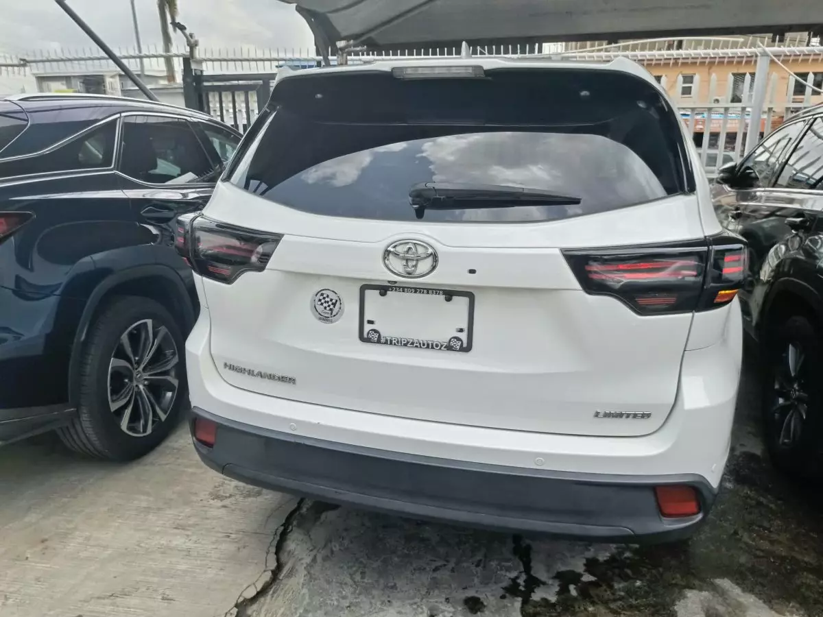 car Back