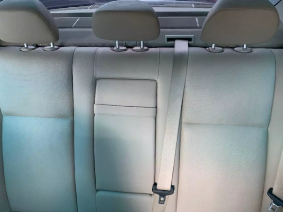 interiorBack
