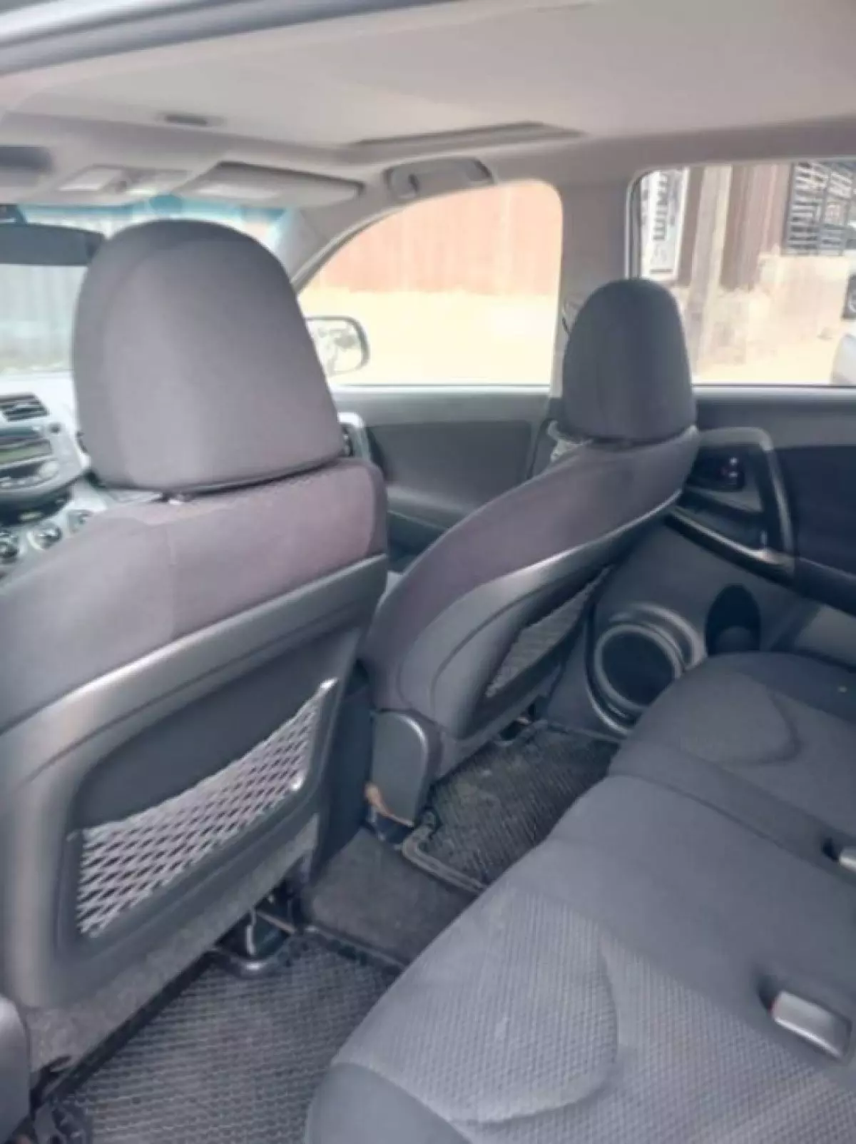 interiorBack
