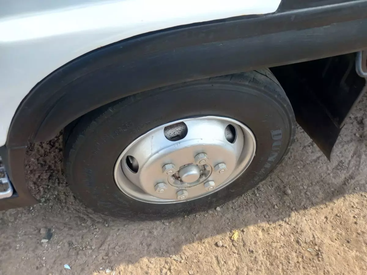 tyre3