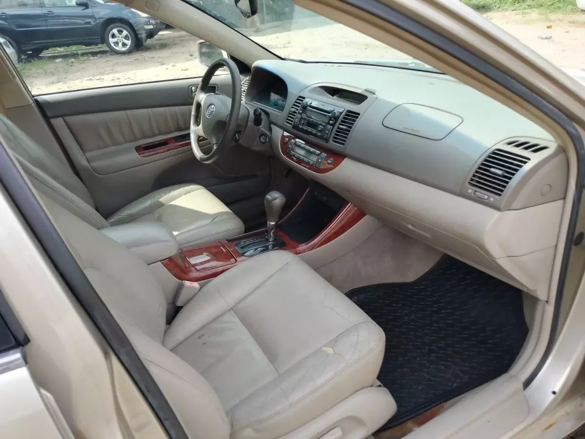 car Left