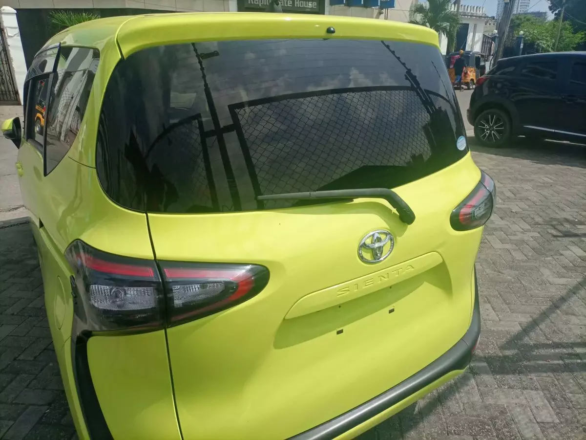 car Back