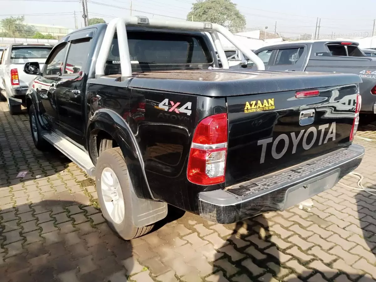 Toyota Hilux vigo  - 2013
