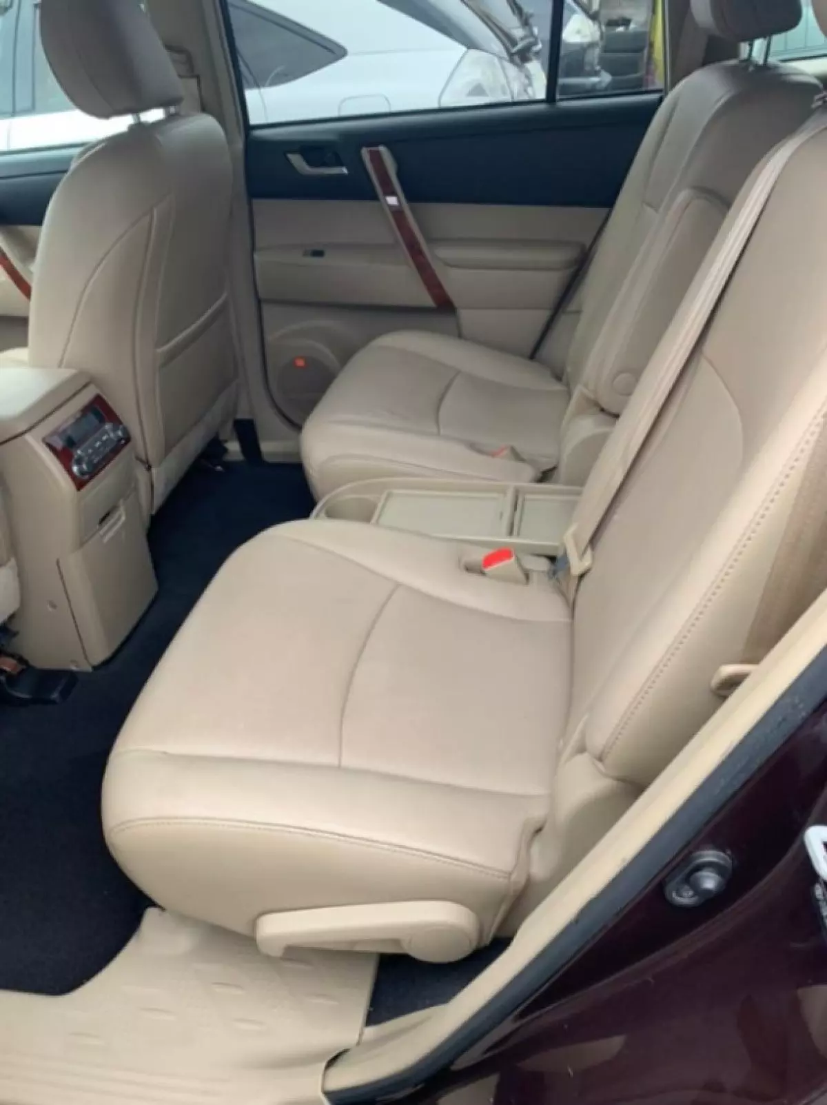 interiorBack
