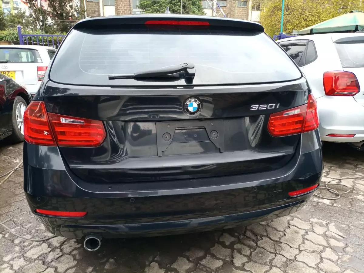 car Back
