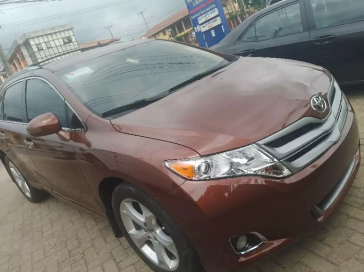 Toyota Venza - 2010