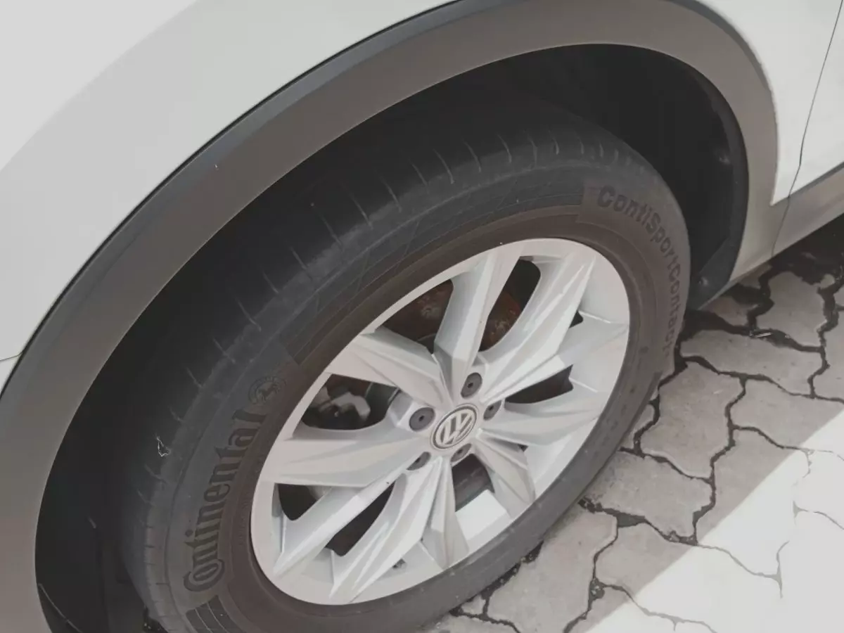 car Left
