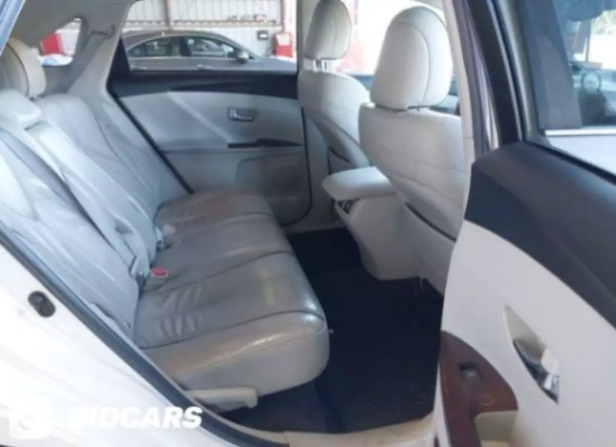 interiorBack