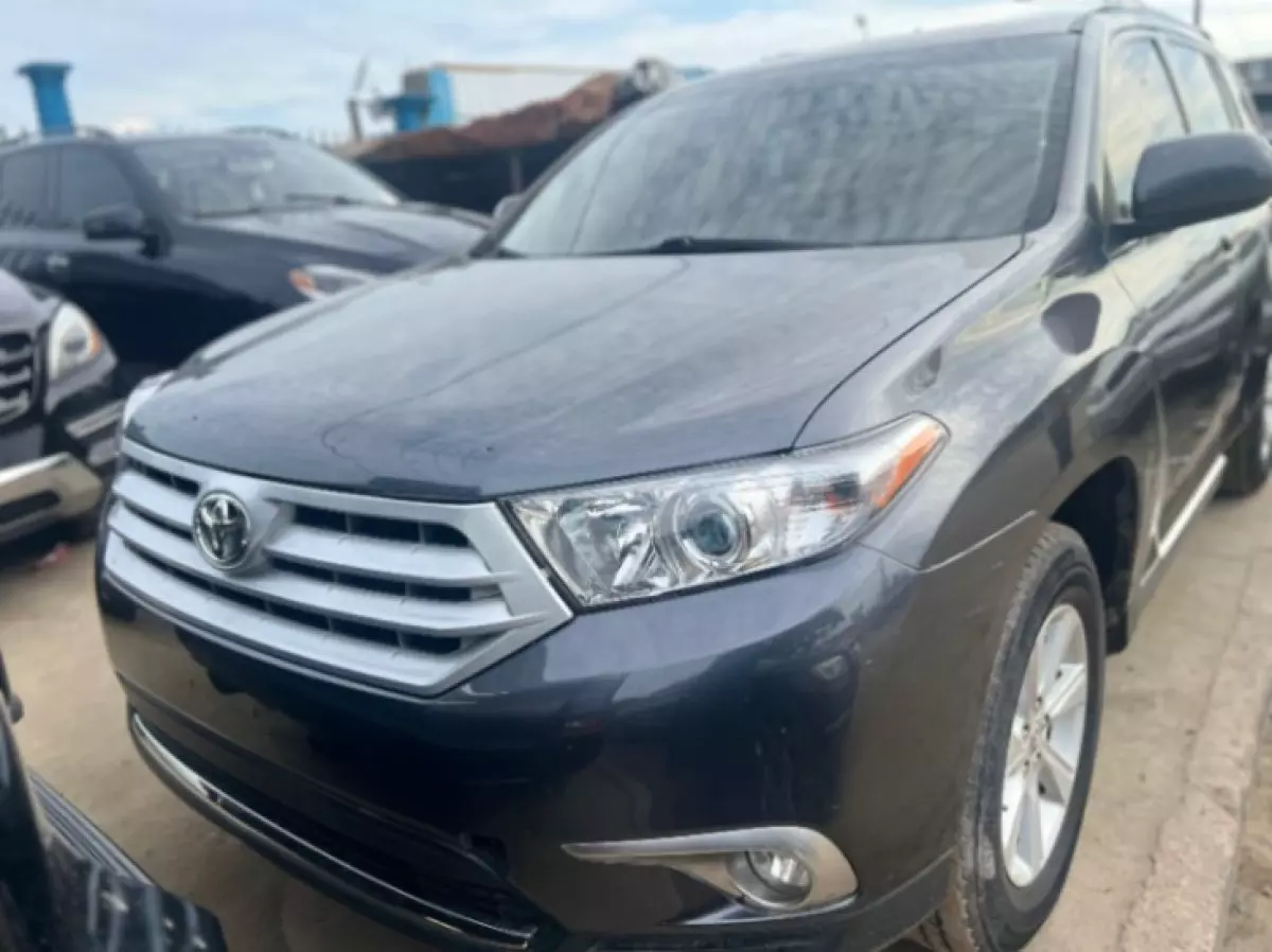 Toyota Highlander - 2012
