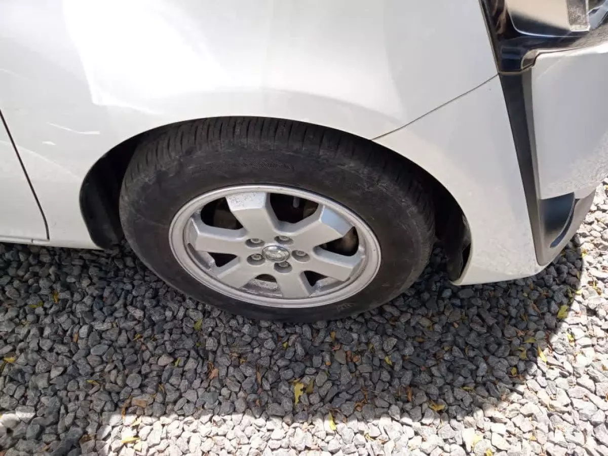 tyre1