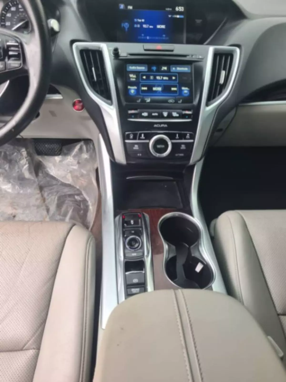 interiorFront