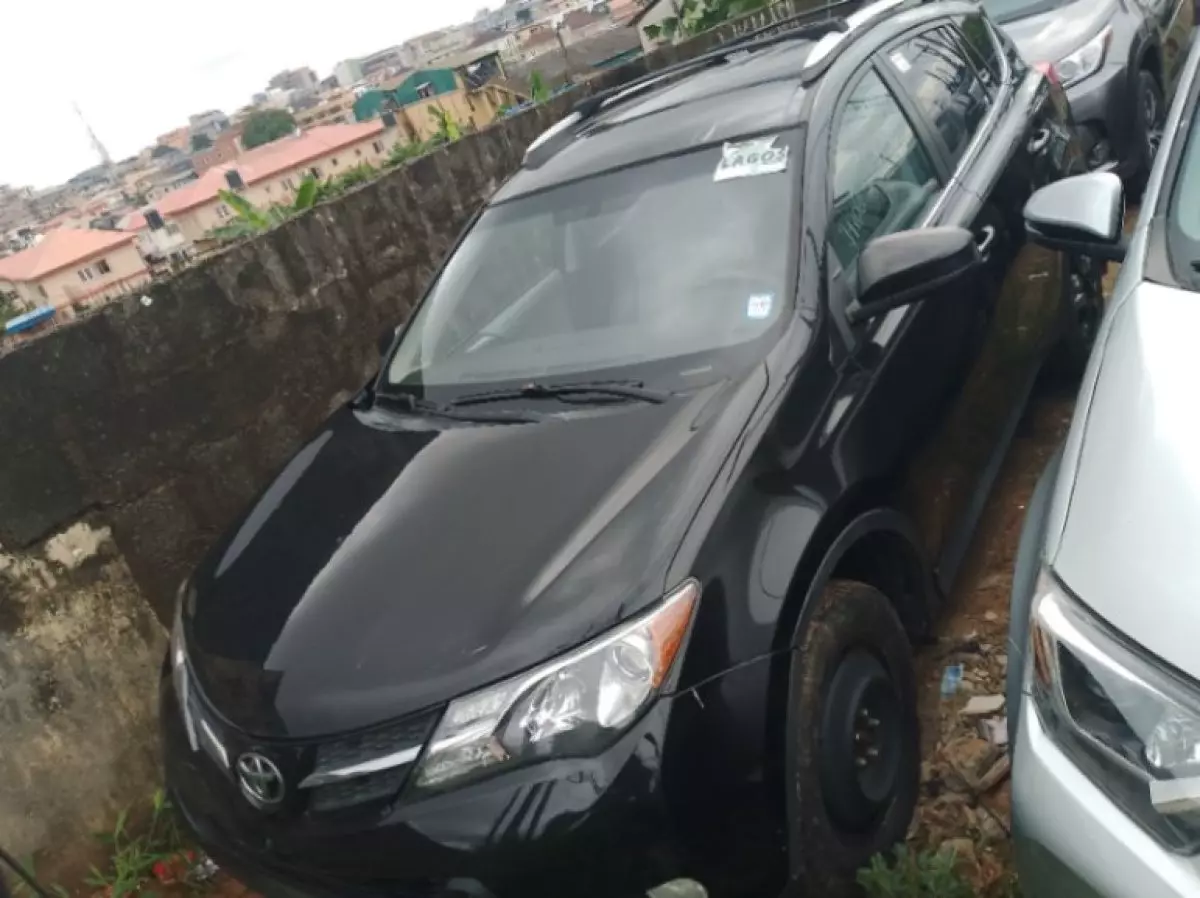 Toyota RAV 4 - 2013