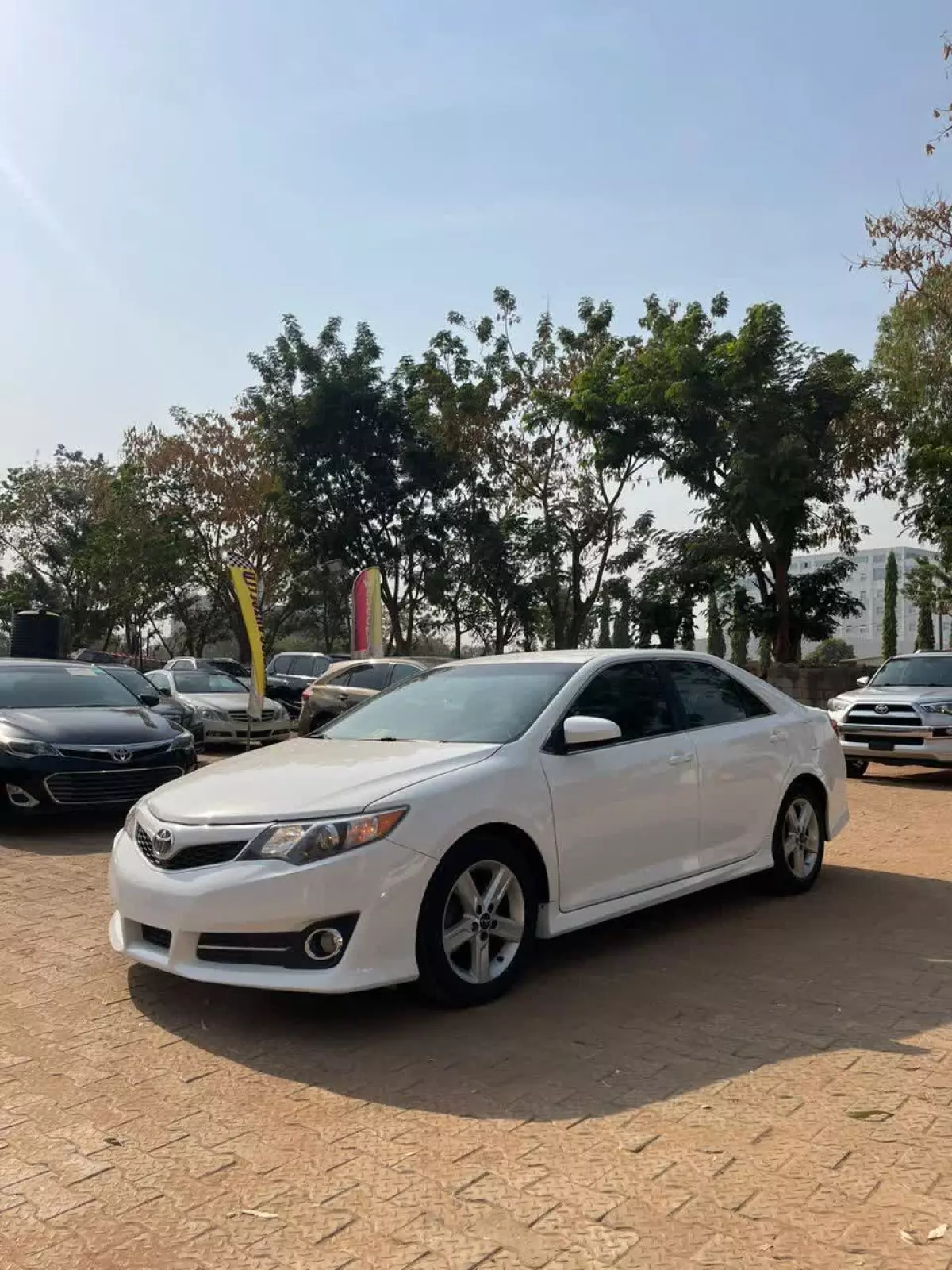 Toyota Camry - 2013
