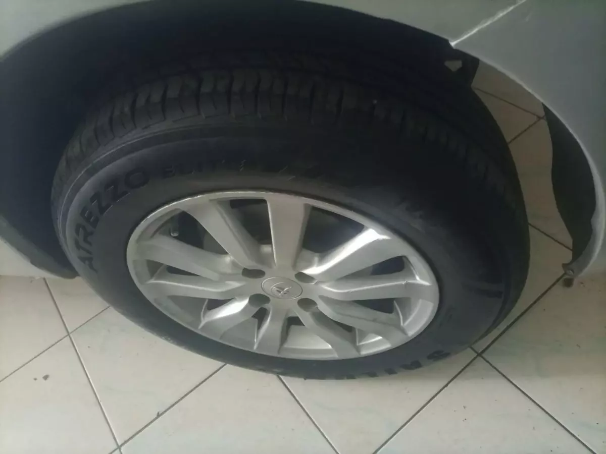 tyre1