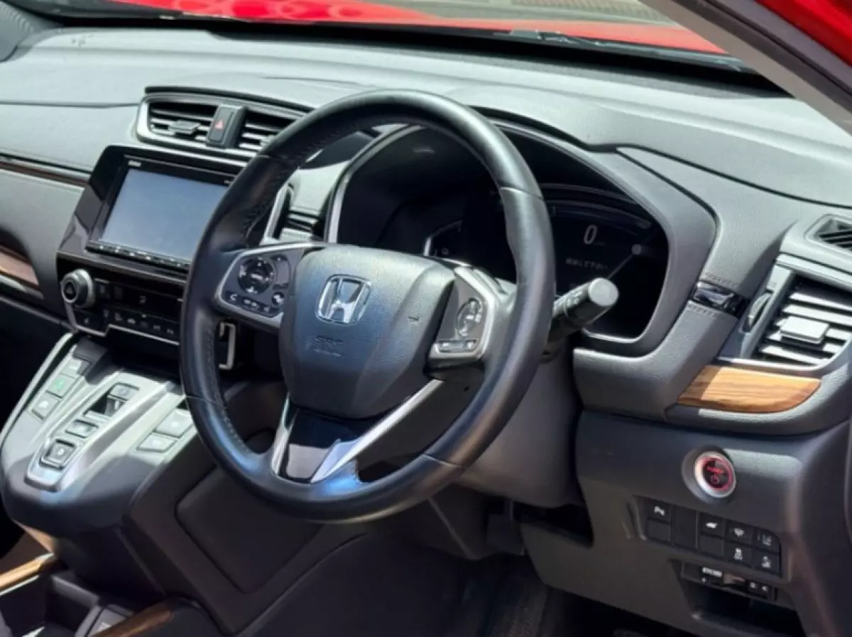 interiorFront