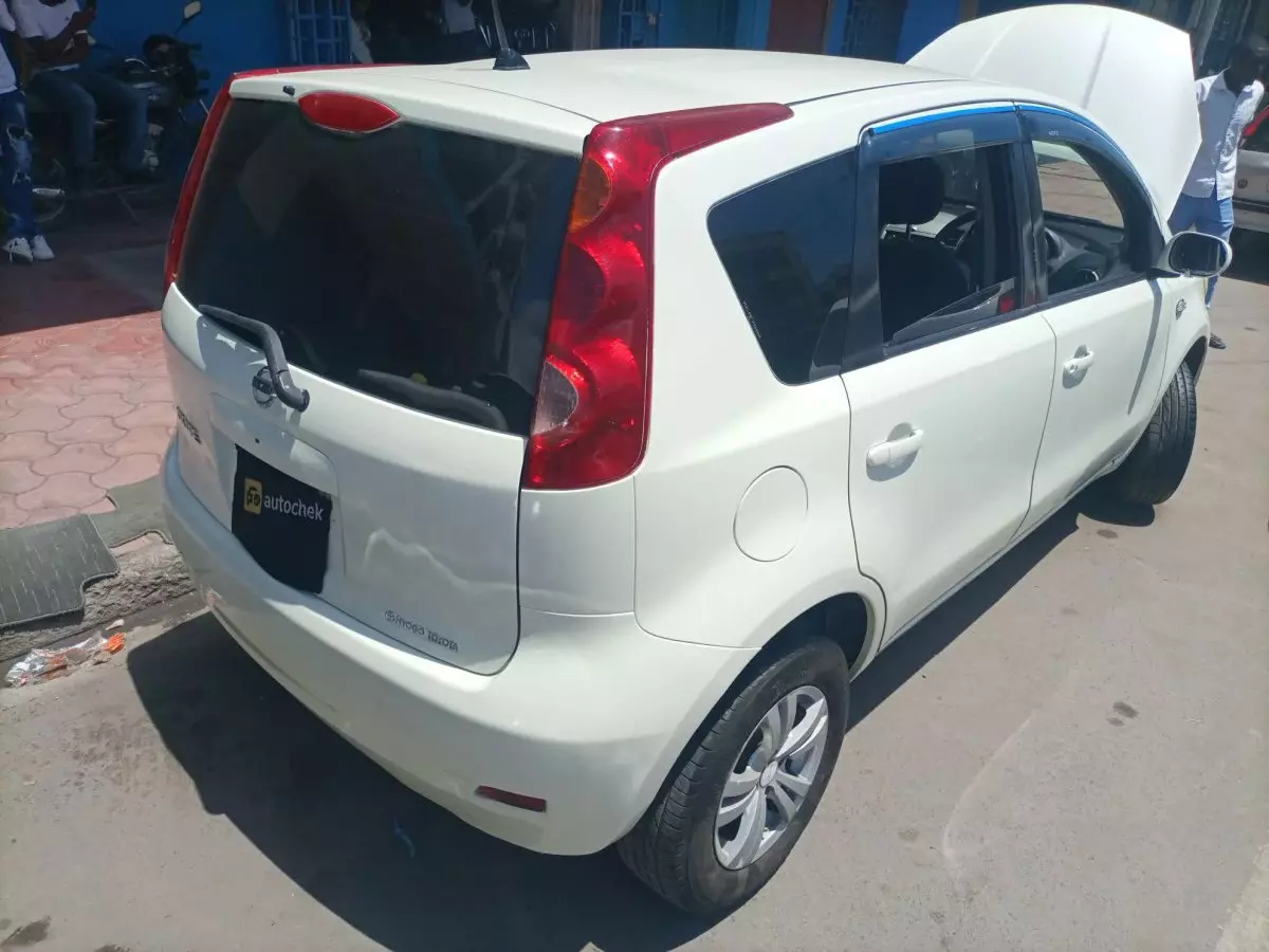 car Left