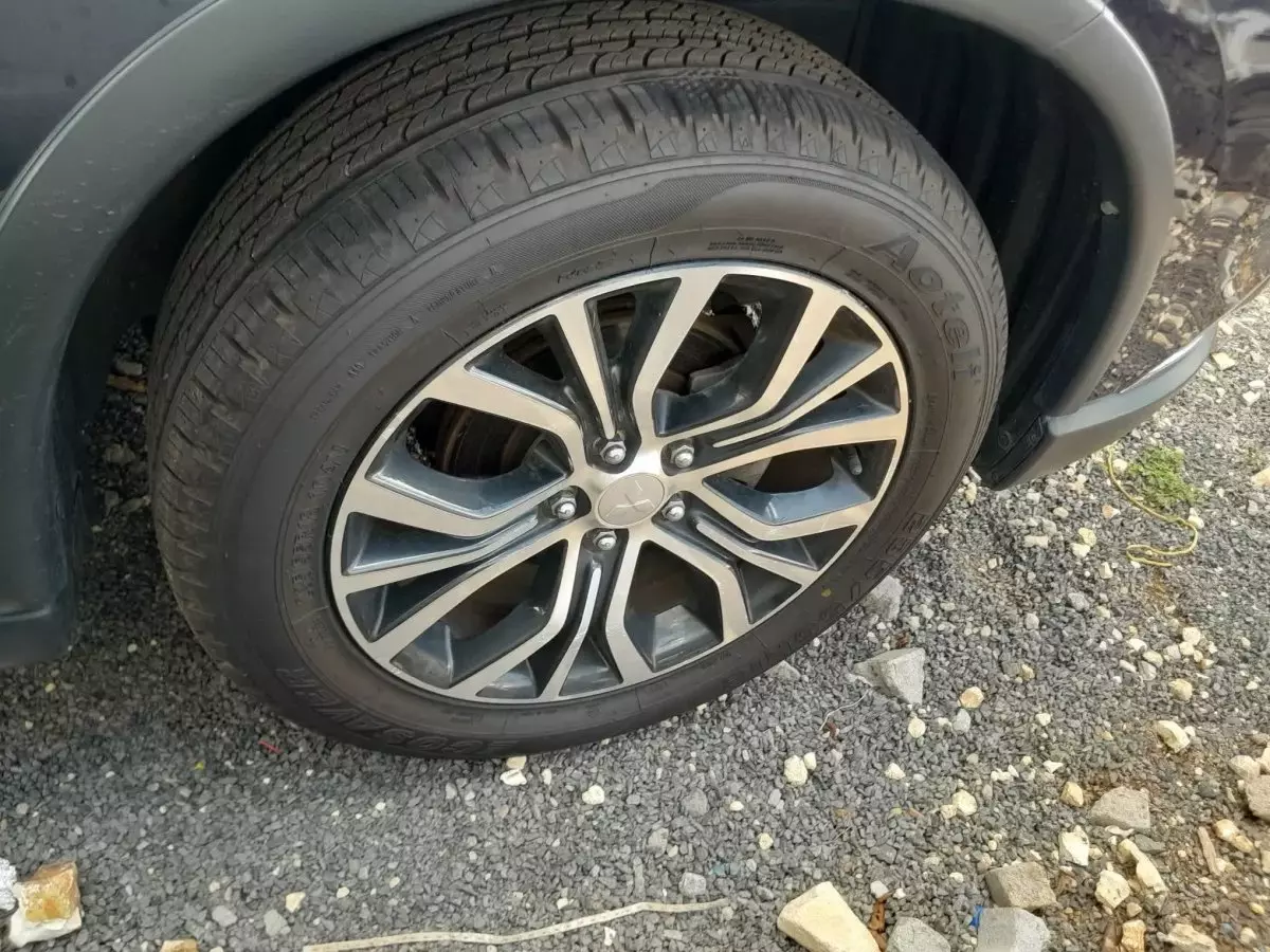 tyre2