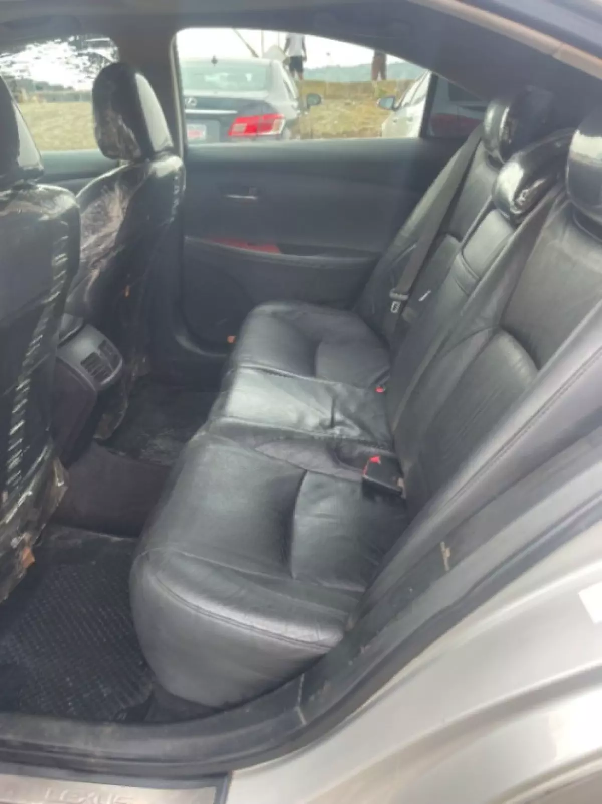 interiorBack