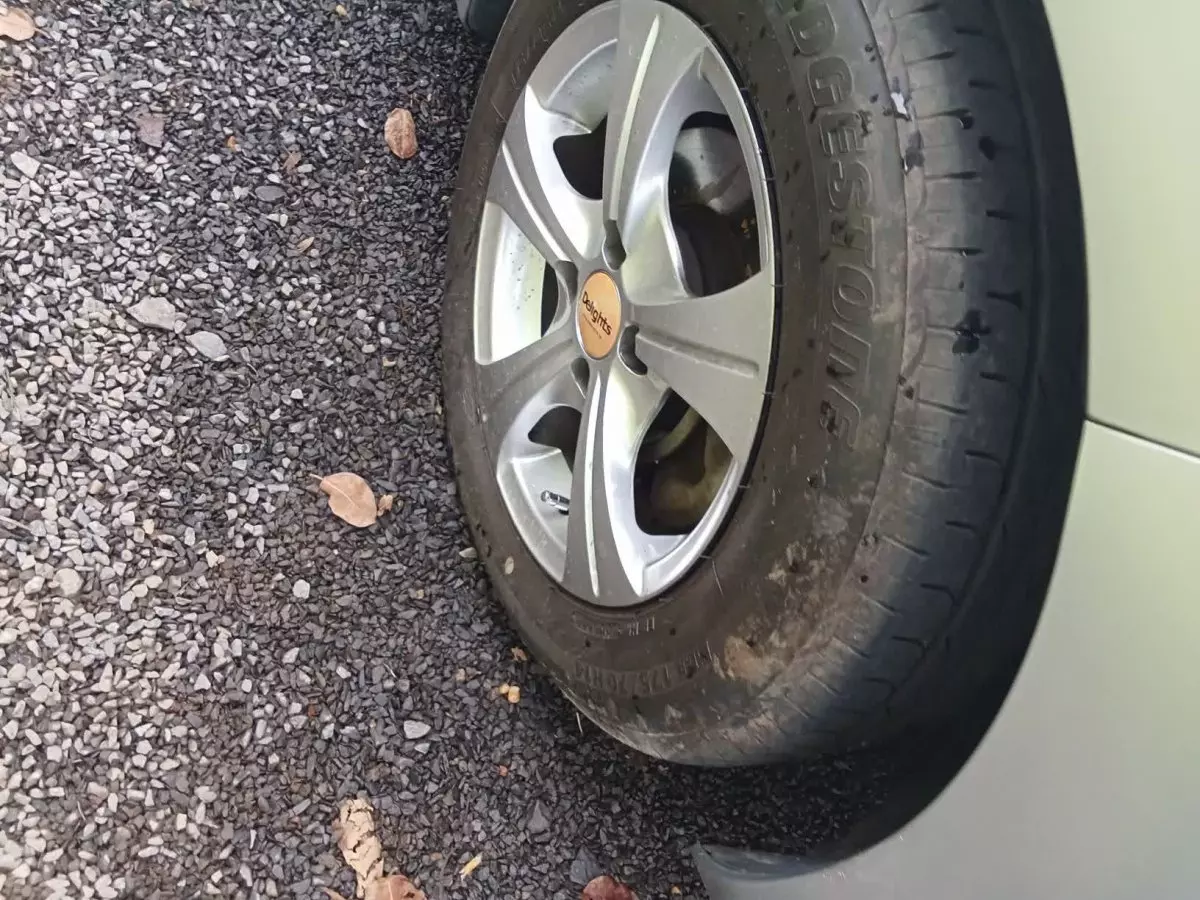 tyre2
