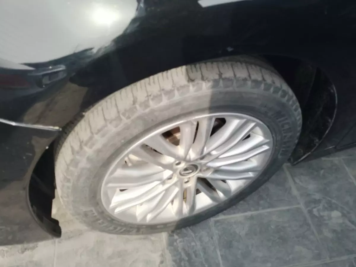 tyre2