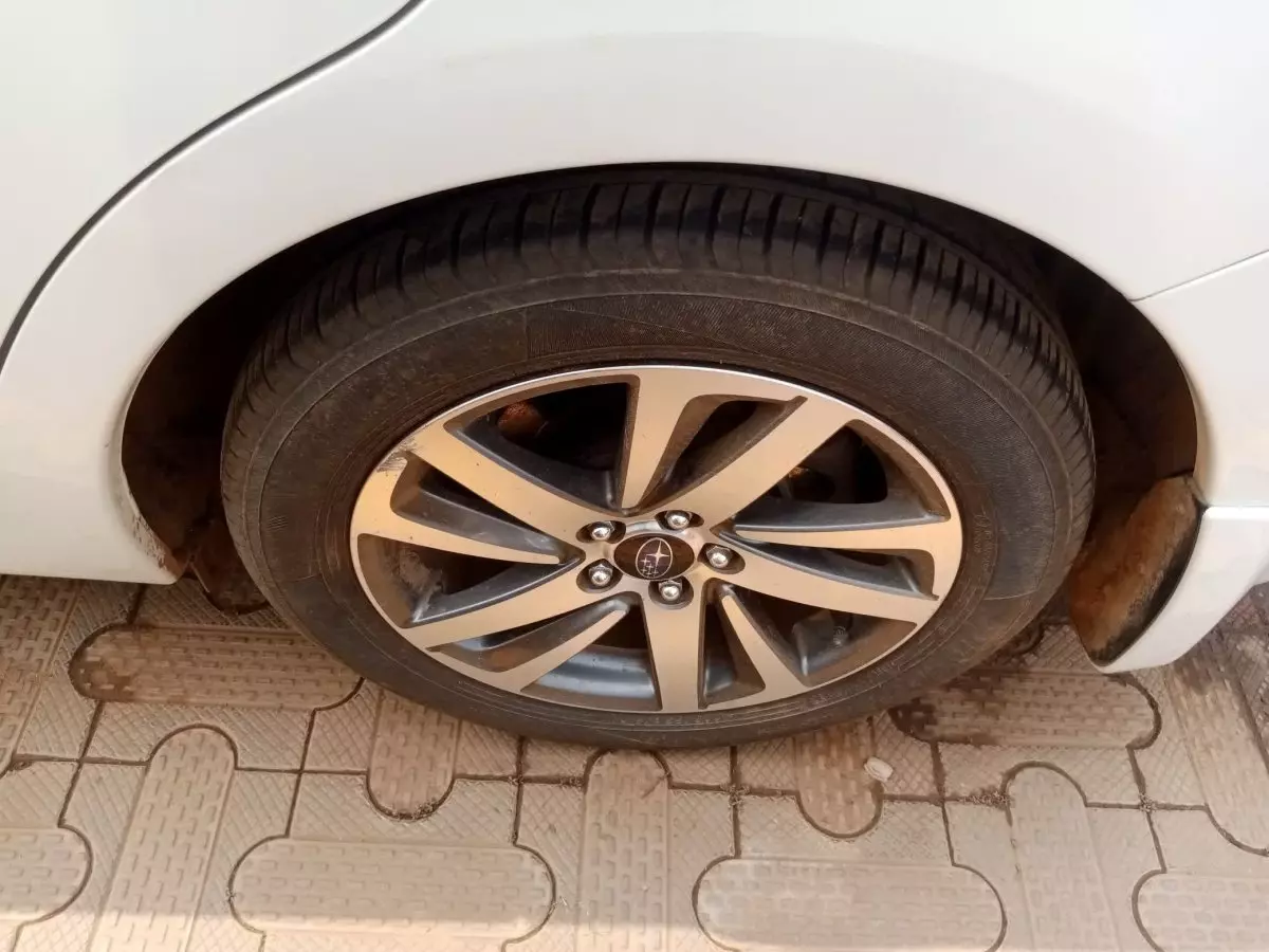 tyre1