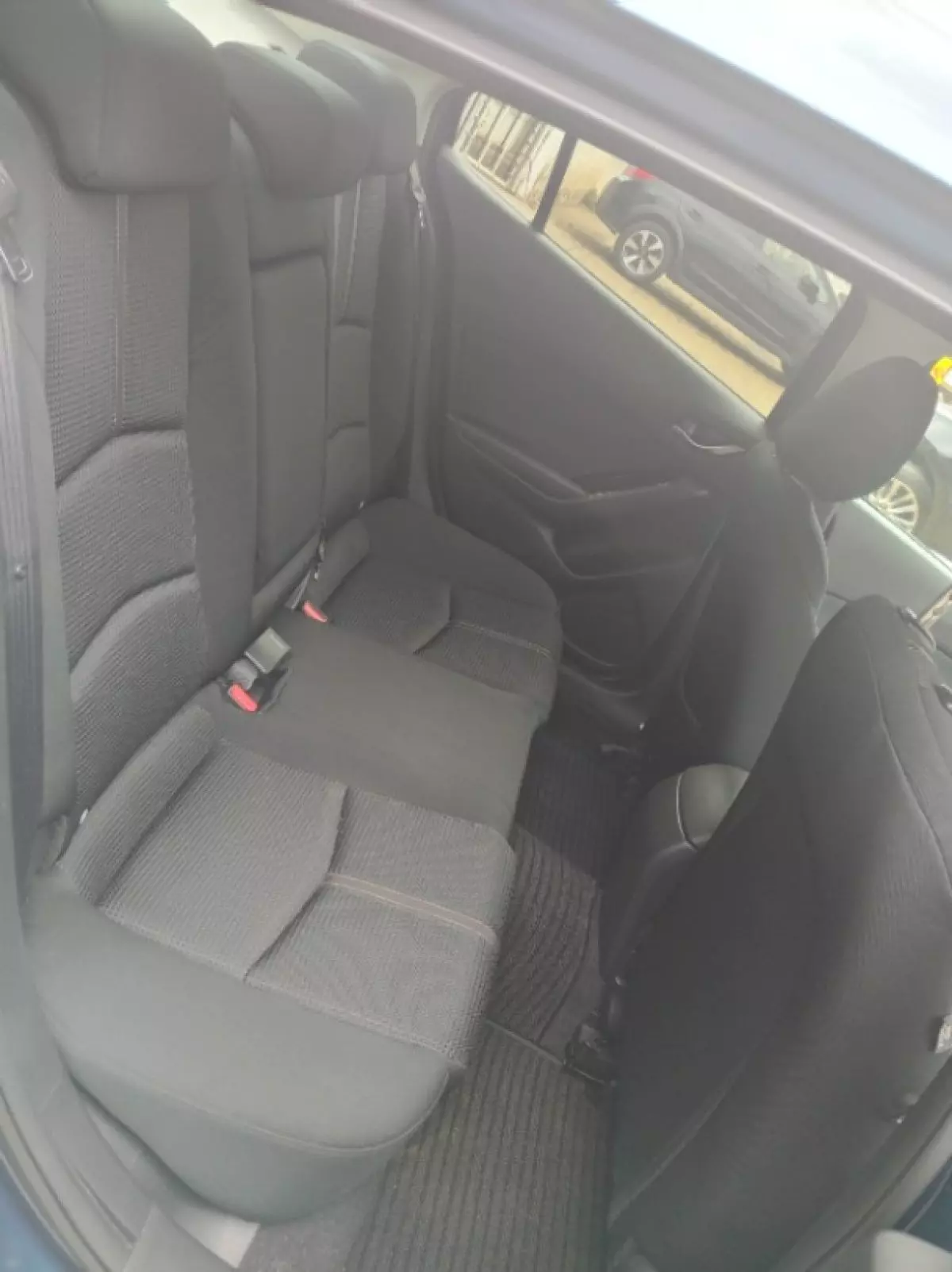 interiorBack