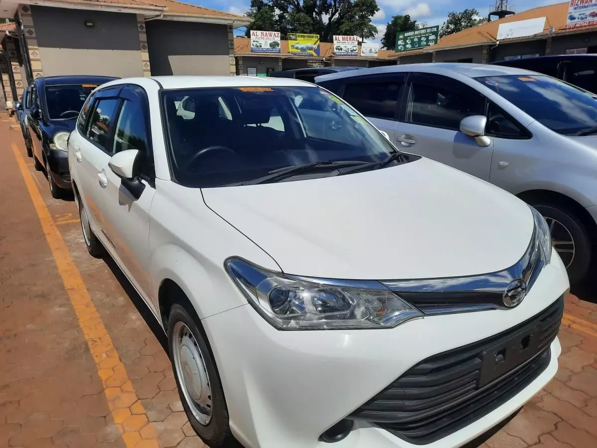 Toyota Fielder  - 2017