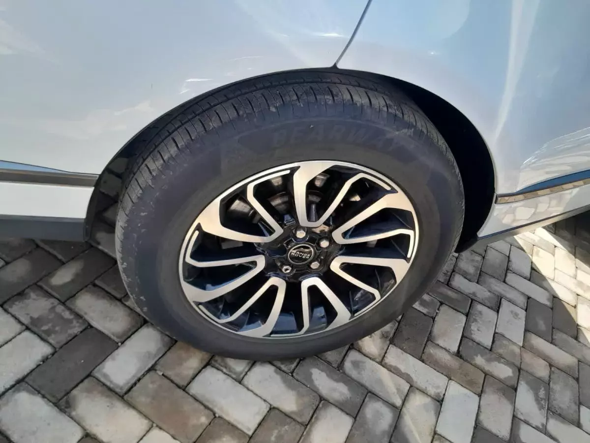 tyre1